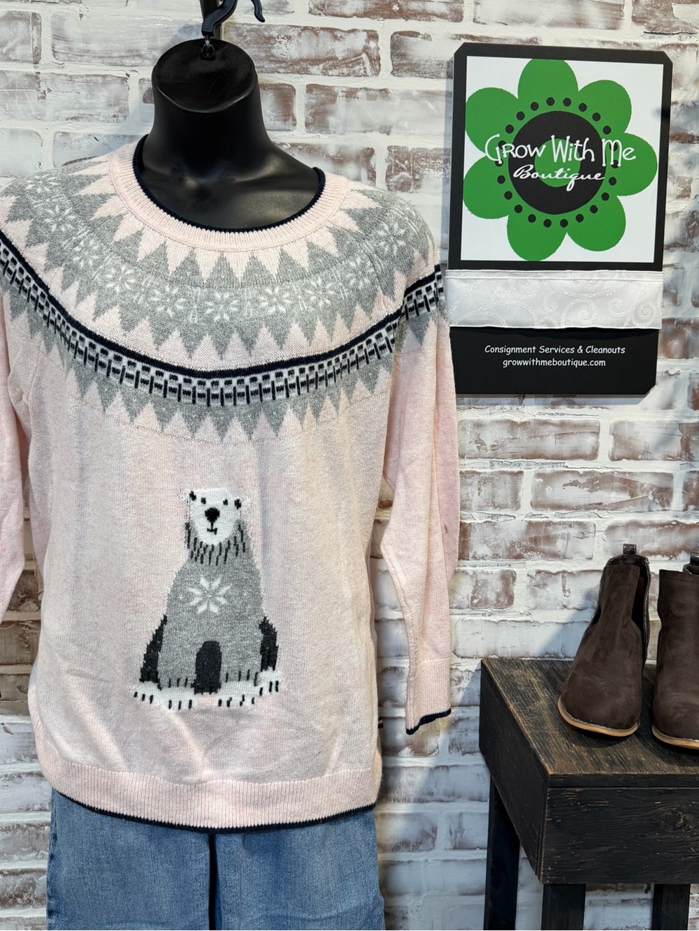 Tommy Hilfiger Light Pink and Gray Polar Bear Fair Isle Sweater